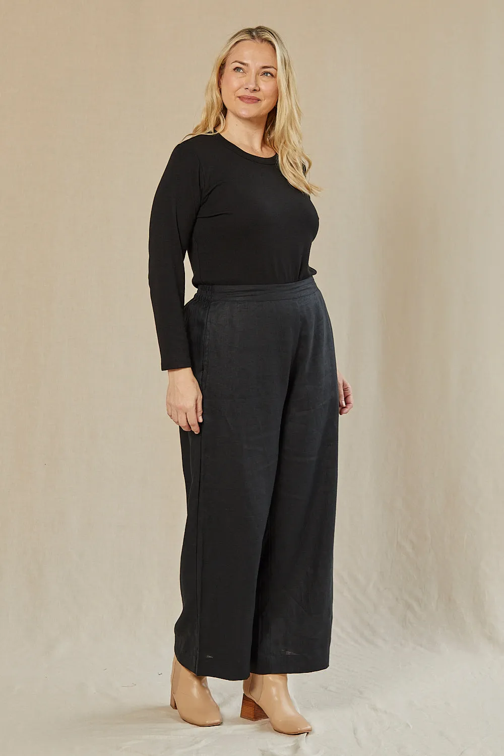 Camille Linen Wide Leg Pant in Black