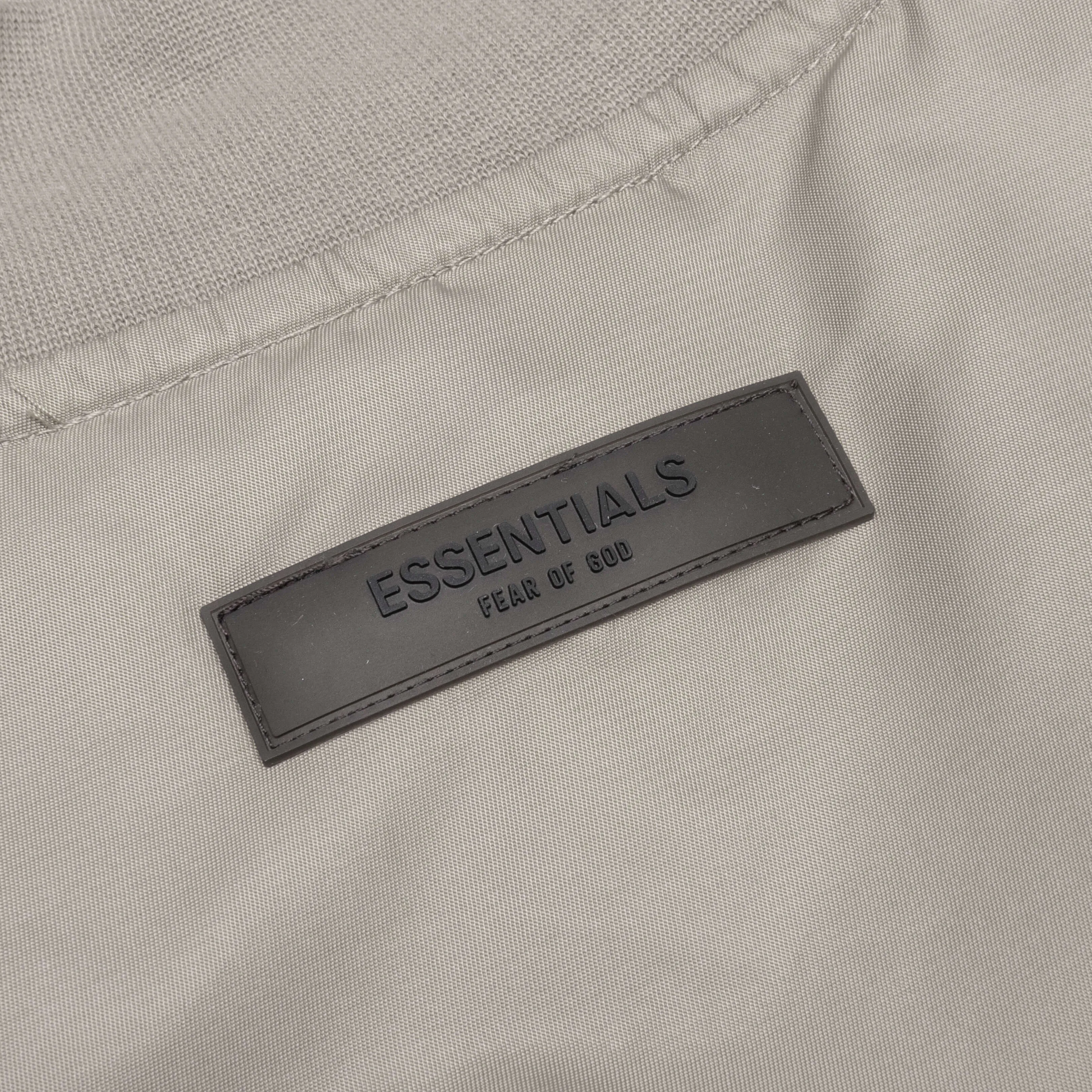 Essentials Half Zip Pullover - Desert Taupe