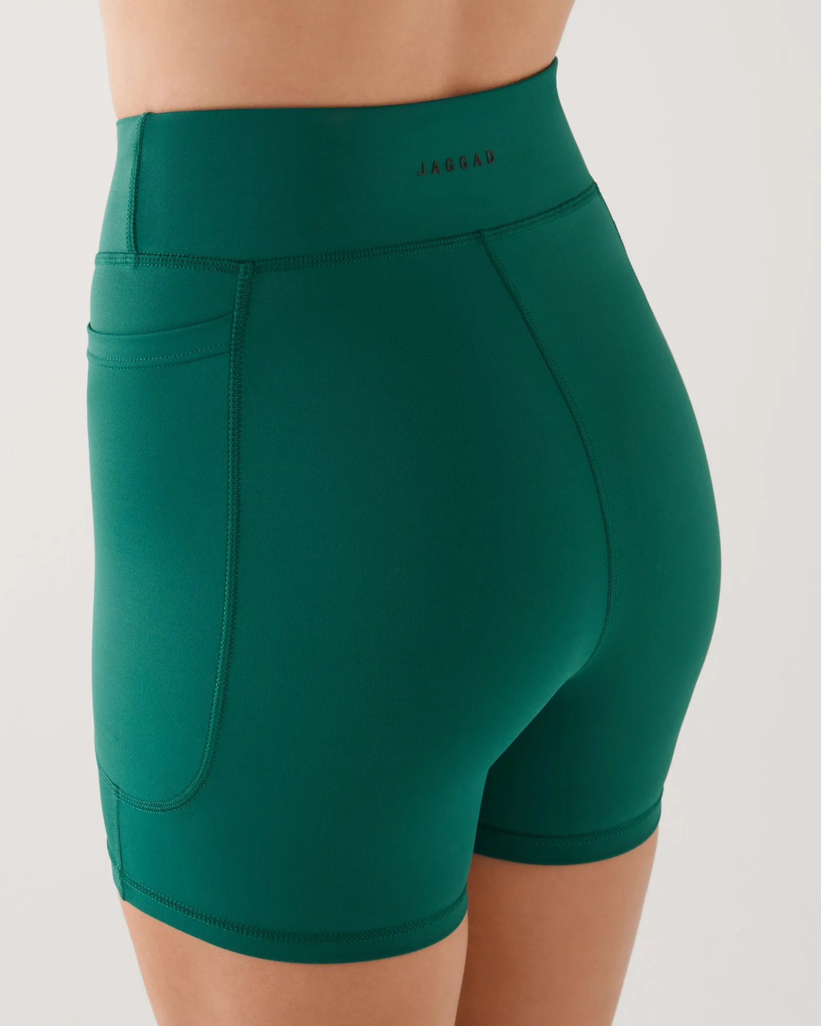 FLOW ECO SPORT SHORTS GREEN