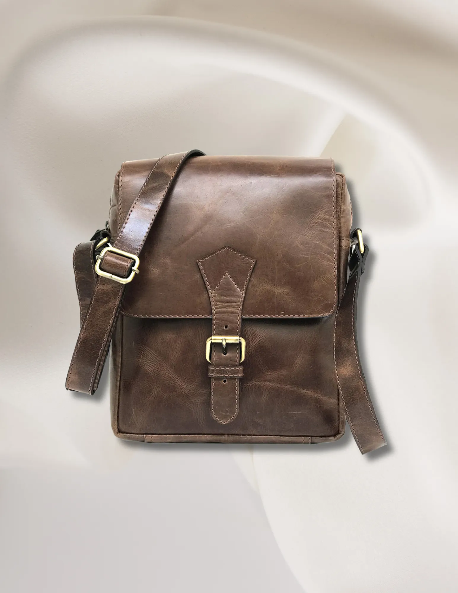 Full-grain Buffalo Leather Sling Messenger Bag - Rustic Brown