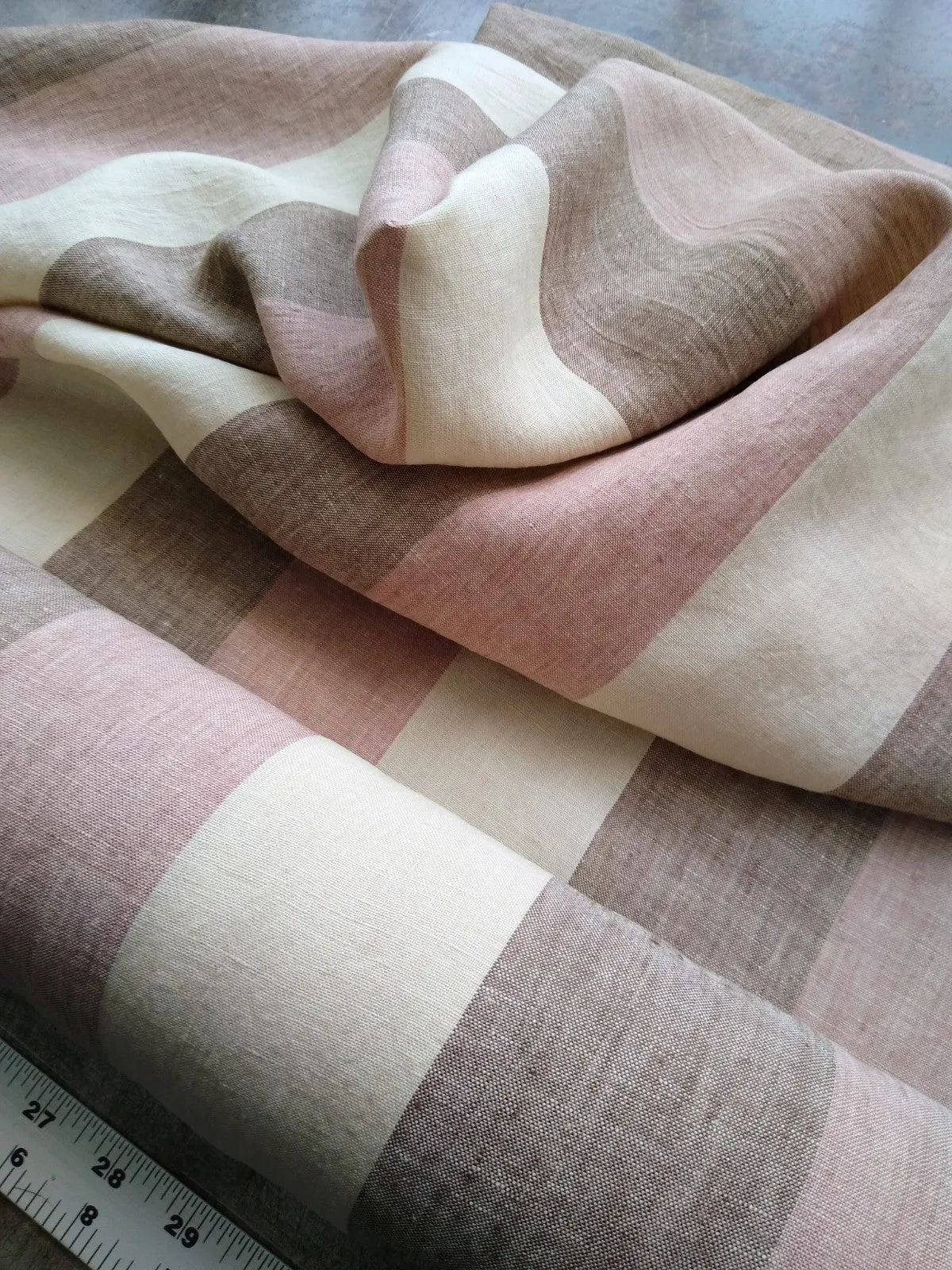 Laundered Linen / Neapolitan